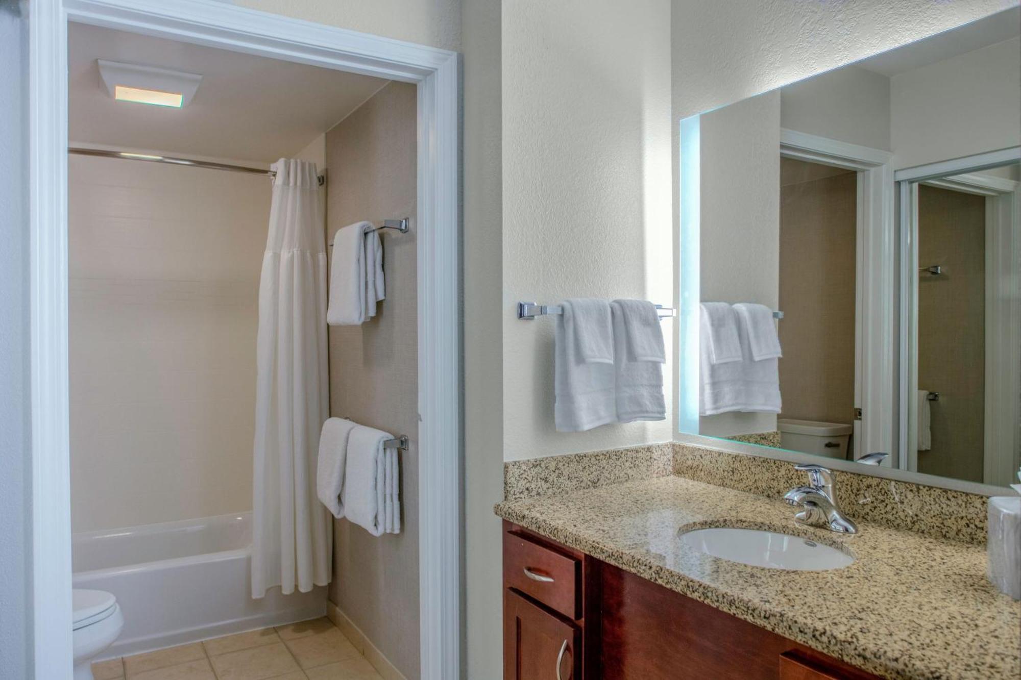 Residence Inn By Marriott Yonkers Westchester County Екстер'єр фото