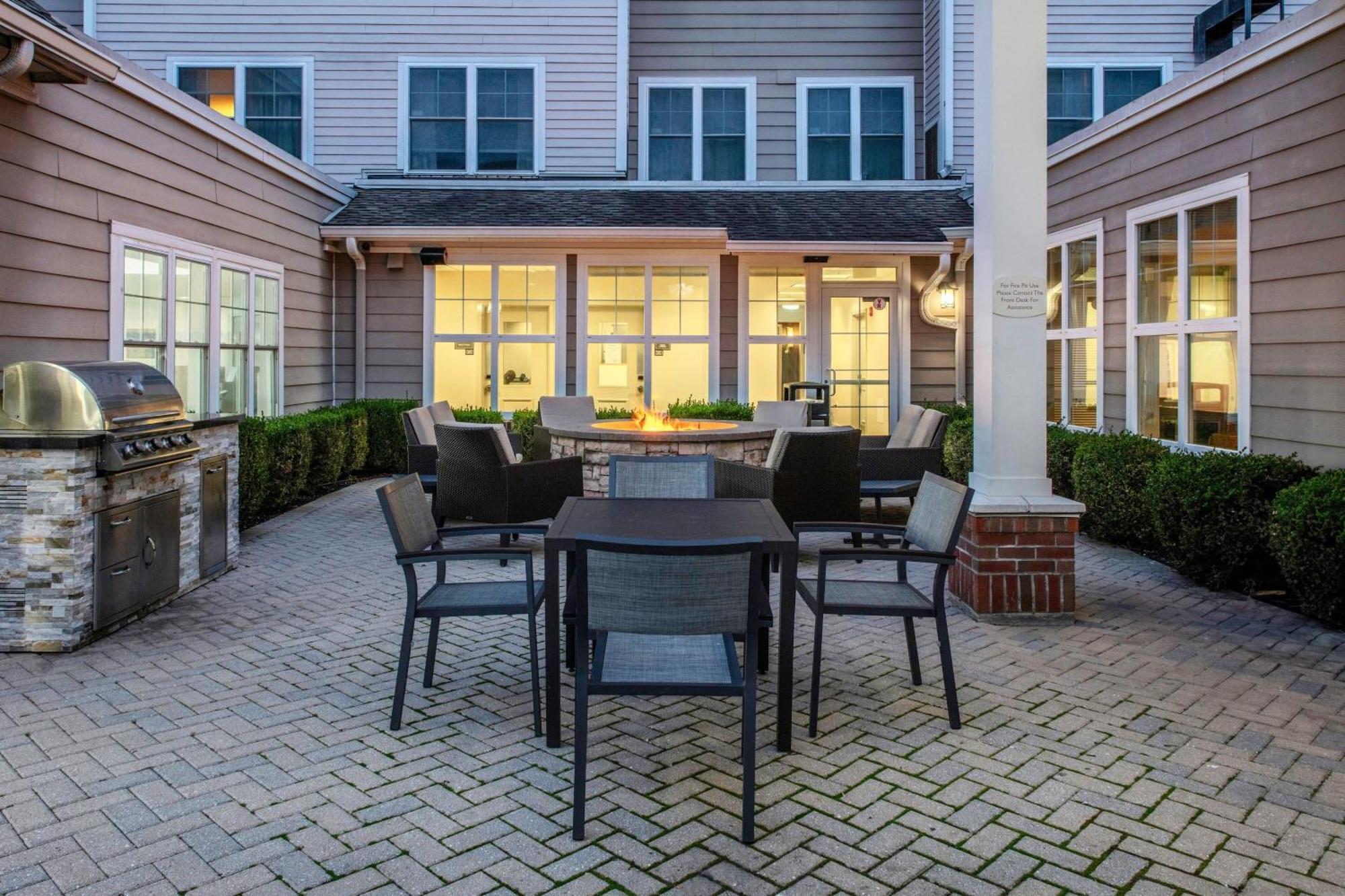 Residence Inn By Marriott Yonkers Westchester County Екстер'єр фото